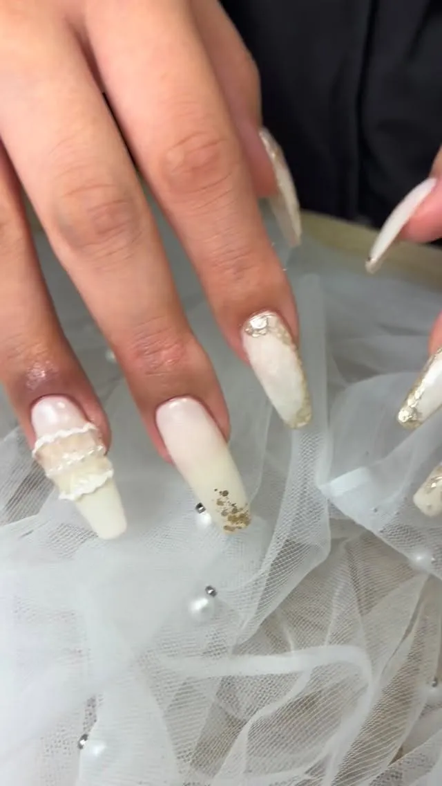 ホワイト✖️フリル✨